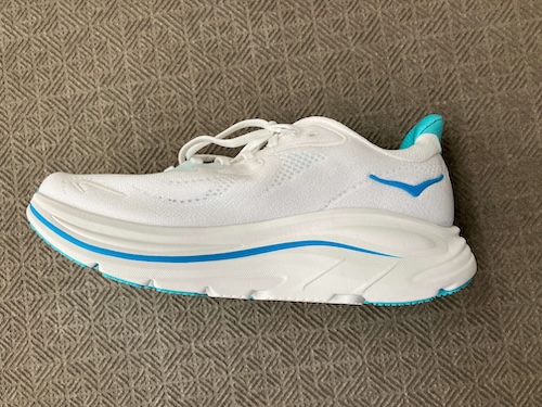 ホカオネオネ　クリフトン10　横　内側